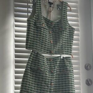 AQUA Green Tweed 2 piece suit Gold Button Preppy Sheath Size XL